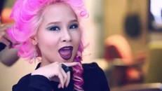 'Ca sĩ nổi tiếng gây sốc' Mai Khôi ứng cử đại biểu Quốc hội