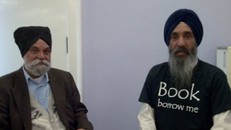 Độc đáo thư viện ‘sách sống’ tại Đan Mạch