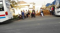 KCN Tân Đức tố công an 'khủng bố tinh thần'