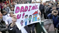 Diễn biến bất ngờ MH370: Chính phủ Malaysia rơi vào vòng 'lao lý'