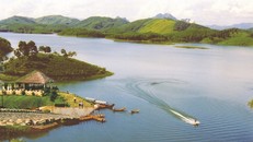 Vẻ đẹp của 6 địa điểm mệnh danh 'Vịnh Hạ Long trên cạn' xứ Bắc