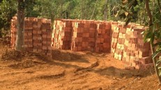  Gia Lai: 'Đua nhau xây nhà, chờ đền bù'