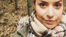 Cô gái Australia phản đối Hàn Quốc vì cáo buộc hiếp dâm