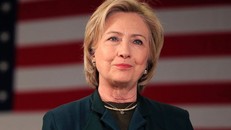 Bà Hillary Clinton tuyên bố sẽ 'mạnh tay' với Trung Quốc 