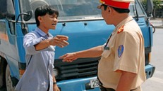 Hà Nội: CSGT 'vòng eo 94' trở lên sẽ chuyển sang ngồi văn phòng