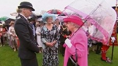 Vì sao Nữ hoàng Anh chê quan chức Trung Quốc thô lỗ