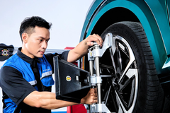 VinFast hỗ trợ khách hàng bị ảnh hưởng mưa lũ tại khu vực từ Huế đến Đắk Lắk