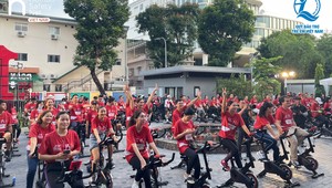 Hành trình đạp xe “1831 km xuyên Việt, gây quỹ cho em” với chuỗi 6 thử thách