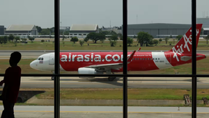 Air Asia tái cơ cấu