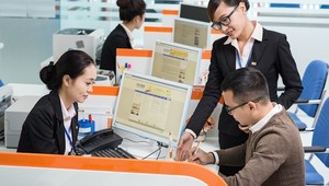 Chào đón hè sang, rộn ràng quà tặng từ SHB