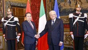 Chủ tịch Quốc hội Trần Thanh Mẫn hội kiến Tổng thống Italy Sergio Mattarella. Ảnh: Doãn Tấn/TTXVN.