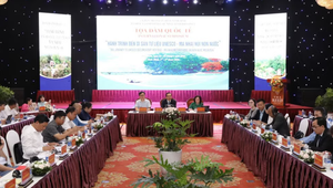 Quang cảnh tọa đàm 