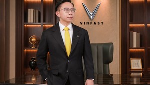 Ông Phạm Nhật Vượng và bà Phạm Thu Hương chuyển giao vai trò lãnh đạo tại VinFast và GSM