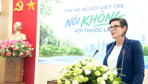 Tiến sỹ Angela Pratt - Trưởng Đại diện Tổ chức Y tế Thế giới tại Việt Nam.