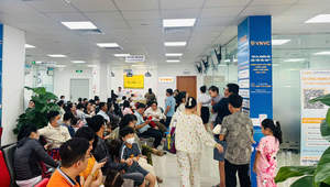 VNVC Bạc Liêu ghi nhận nhiều người dân đến tiêm não mô cầu 