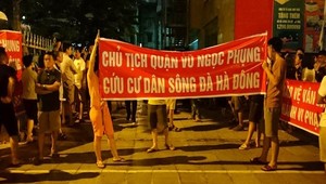 Cư dân toà nhà hỗn hợp Sông Đà-Hà Đông tại 131 Trần Phú đang cầu cứu cơ quan chức năng