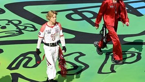 Chiếc áo được BTS Jimin mặc trong buổi diễn tại FIFA World Cup 2026. 