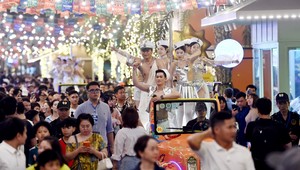 Du lịch Quảng Ninh đạt doanh thu 1.860 tỷ đồng trong 2 ngày đầu kỳ nghỉ lễ