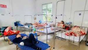 158 trường hợp đang tiếp tục điều trị tại các cơ sở y tế.