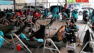 Không thể phủ nhận tiện ích rõ rệt từ các quán cà phê, ăn uống kết hợp trạm sạc.