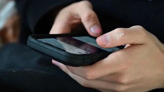 Mạng xã hội khiến nhiều bạn trẻ rơi vào trạng thái căng thẳng