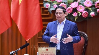 Thủ tướng Phạm Minh Chính: Khẩn trương trình Bộ Chính trị đề án đầu tư trục đại lộ cảnh quan sông Hồng
