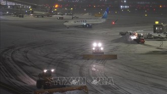 Bão tuyết ảnh hưởng nghiêm trọng tới nhiều hoạt động ở Mỹ