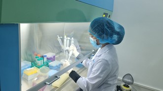 Tiếp cận và làm chủ công nghệ hiện đại trong lĩnh vực giám định ADN