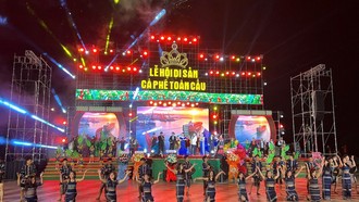 Các tiết mục trong đêm nghệ thuật “Bay lên di sản cà phê toàn cầu” khai mạc Lễ hội Di sản Cà phê Toàn cầu