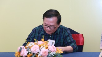 Nhà văn Nguyễn Nhật Ánh tại một sự kiện ra mắt sách