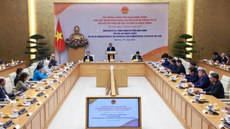 Thủ tướng chủ trì gặp mặt Đoàn Ngoại giao. Ảnh: VGP.