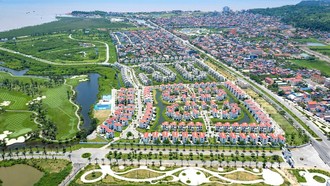 Khu vực Đồ Sơn được quy hoạch phát triển hệ thống cảng biển, các khu công nghiệp sinh thái ven biển gắn với trung tâm dịch vụ hàng hải quốc tế, mang đến tiềm năng tăng giá bền vững cho bất động sản.