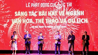 Các đại biểu phát động Cuộc thi Sáng tác bài hát về ngành Văn hóa, Thể thao và Du lịch