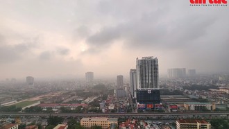 Những ngày đầu tháng 12/2025, TP Hà Nội luôn trong tình trạng ô nhiễm không khí từ sáng sớm đêm.
