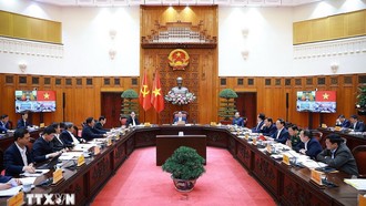 Thủ tướng Phạm Minh Chính chủ trì họp Thường trực Chính phủ về công tác chuẩn bị tổ chức Lễ khởi công, khánh thành, thông xe kỹ thuật các công trình, dự án trọng điểm. Ảnh: Dương Giang/TTXVN.