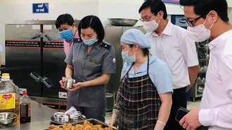 Bộ Y tế đề nghị các địa phương chủ động rà soát, tổ chức thực hiện hậu kiểm về an toàn thực phẩm năm 2025.