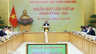Thủ tướng Phạm Minh Chính chủ trì Phiên họp lần thứ 16 của Hội đồng Thi đua-Khen thưởng Trung ương. Ảnh: Dương Giang/TTXVN.