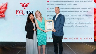 EQuest tiếp tục được AmCham Vietnam vinh danh vì đóng góp bền bỉ cho cộng đồng