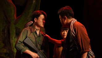 Những phân cảnh trong vở diễn để lại nhiều ấn tượng trong lòng khán giả.