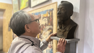 “Tàn nhưng không phế”: Họa sĩ Lê Duy Ứng và hành trình giữ lửa lý tưởng người lính Cụ Hồ