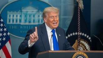 Tổng thống D.Trump gọi khả năng chính sách thuế quan bị ngăn chặn là "mối đe dọa an ninh lớn nhất" của Mỹ