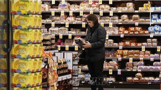 Vì sao người Mỹ thấy nền kinh tế xấu đi dù thu nhập đang tăng?