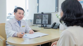 TS.BS Tôn Thất Trí Dũng: “Chạy nhanh hơn thời gian để cứu bệnh nhân đột quỵ”