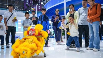 Thế giới 2025: Khi AI tiến sâu vào ngành công nghiệp và giải trí