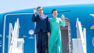 Chủ tịch Quốc hội Trần Thanh Mẫn và phu nhân tới Ulaanbaatar, bắt đầu chuyến thăm chính thức Mông Cổ.