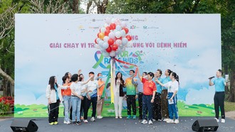 Lễ phát động chạy vì bệnh nhi bệnh hiếm.