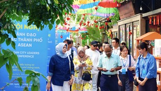Hà Nội giới thiệu ẩm thực và nghệ thuật truyền thống chào mừng Hội nghị Lãnh đạo các Thành phố ASEAN