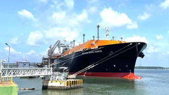 PV GAS nhập khẩu gần 120.000 tấn LNG, LPG giữa cao điểm nhu cầu năng lượng