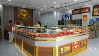 Các sản phẩm trao đến tay khách hàng không đơn thuần là một giao dịch thương mại mà còn là sự gửi gắm niềm tin, là cam kết về chất lượng và trách nhiệm của doanh nghiệp.