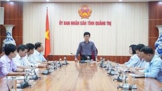 Quang cảnh buổi họp